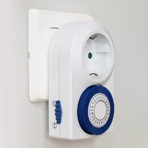 Розетка с таймером Feron TM50